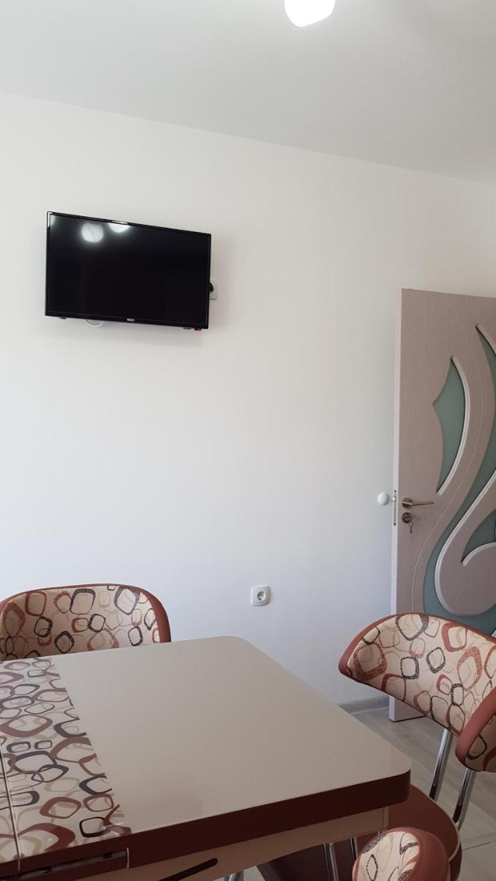 Д И В 2 - D & V 2 Apartment Sandanski Exterior foto